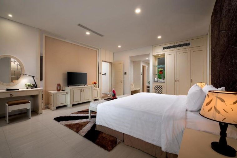 Beach Front Villa 2 bedroom